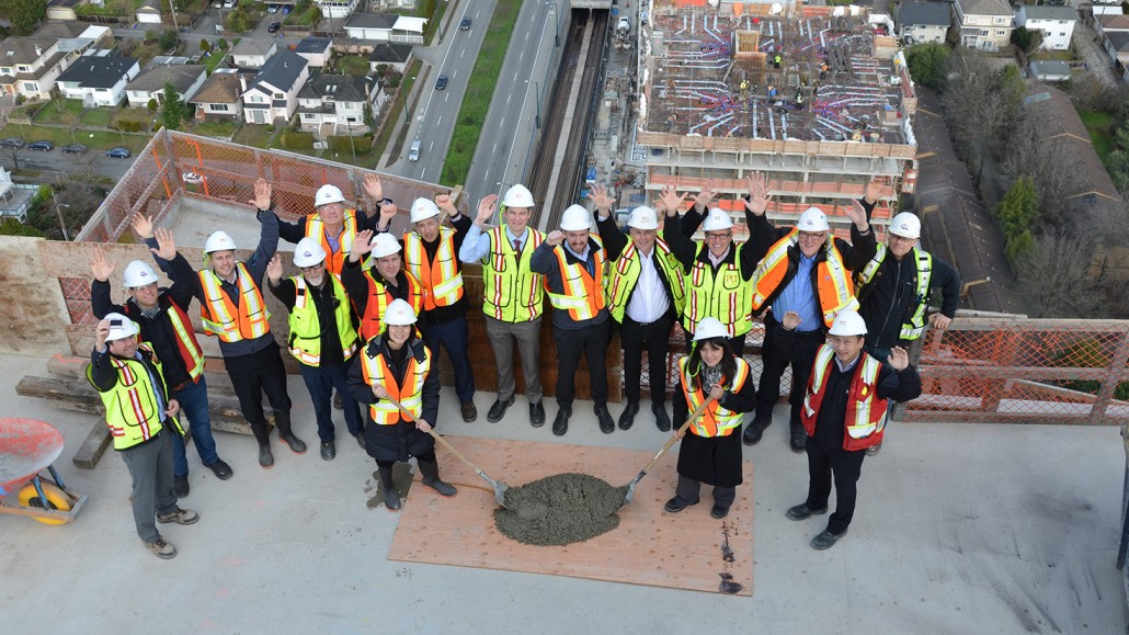 marine-gateway-topping-off-ceremony-at-marine-gateway